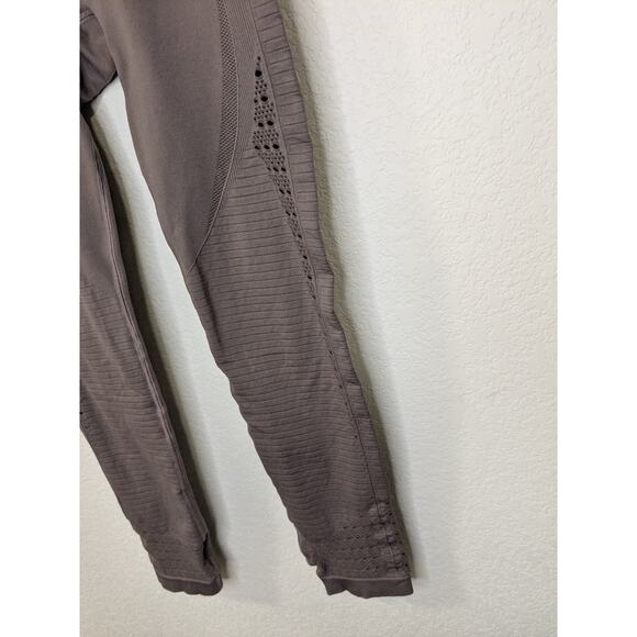 GYMSHARK Womens Size Med Gymsweaty Brisk Like Me Mesh Seamless Leggings Gray $36 - Picture 3 of 8